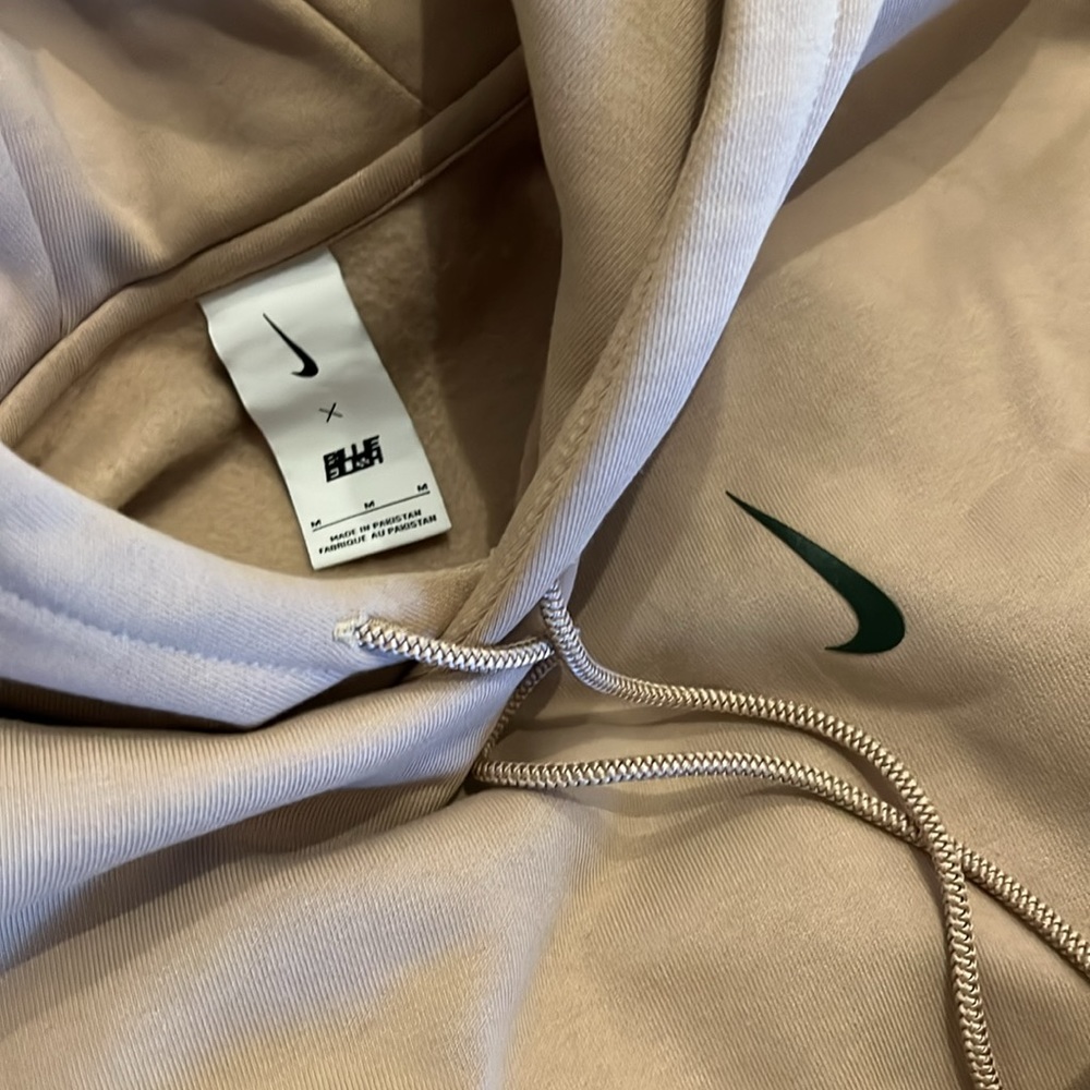Billie Eilish x Nike Hoodie M